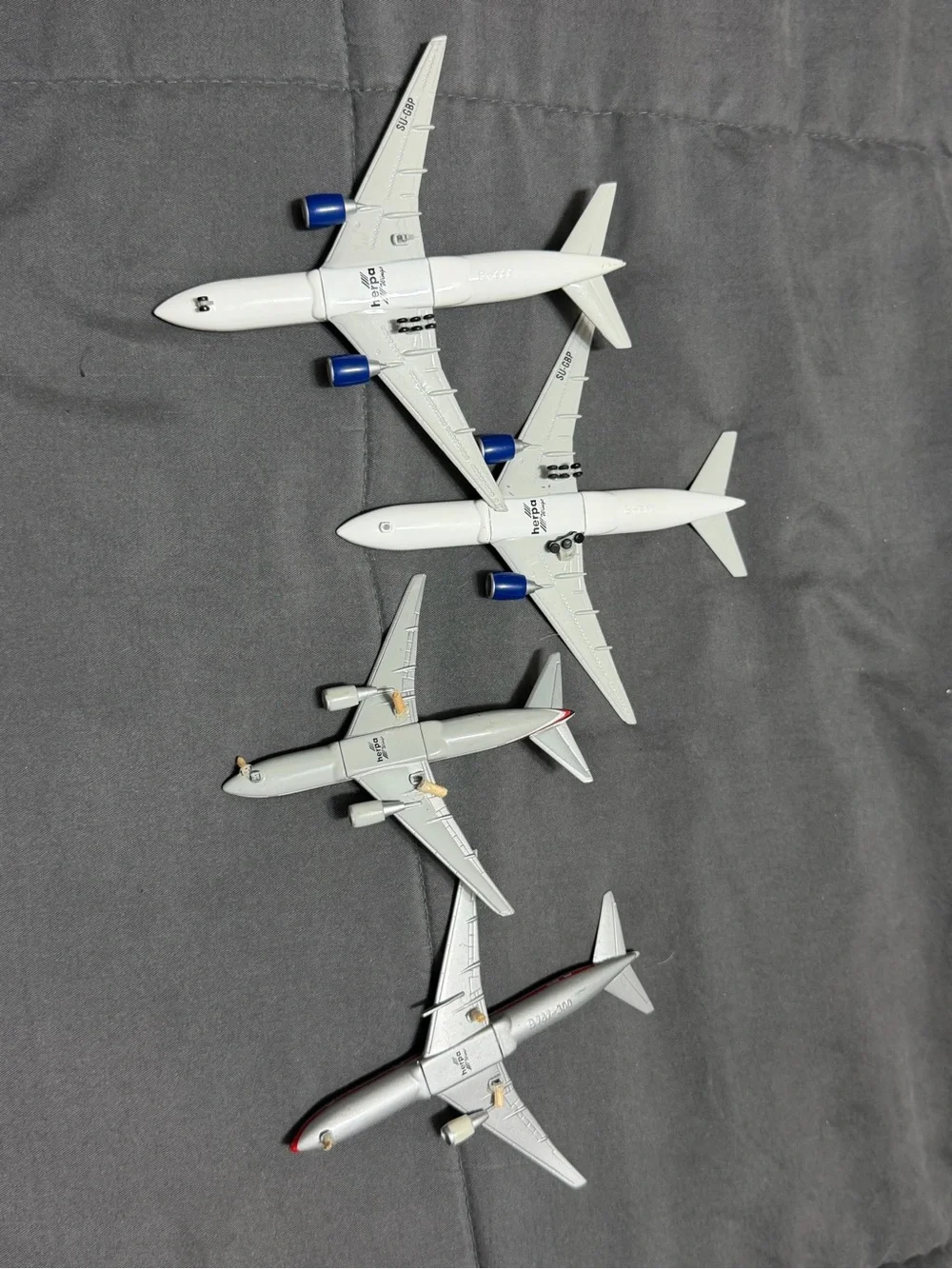 HERPA WINGS EGYPT US MEXICO AIR BOEING 777-200  RARE 1:500 LOT